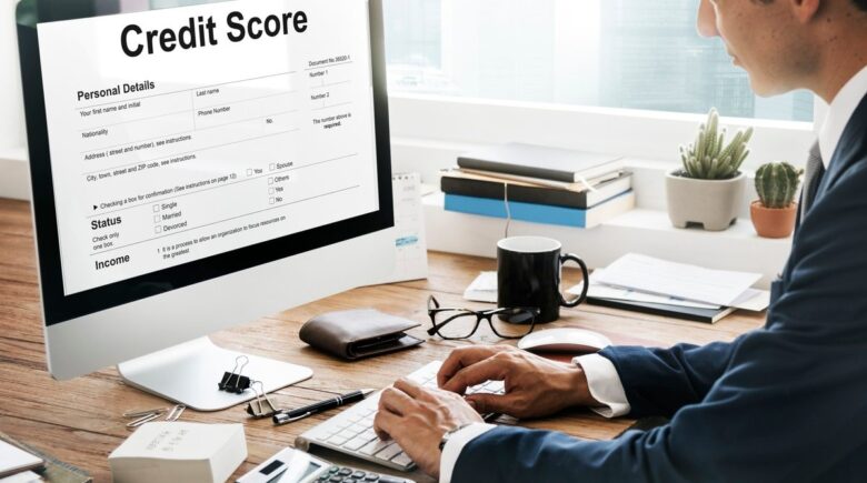 Comparison chart showing Chapter 13 vs Chapter 7 bankruptcy credit repair timelines and mortgage eligibility